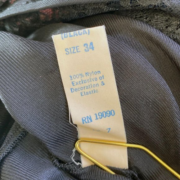 Vintage Olga Black Lace Nightgown Negligee - Picture 7 of 7